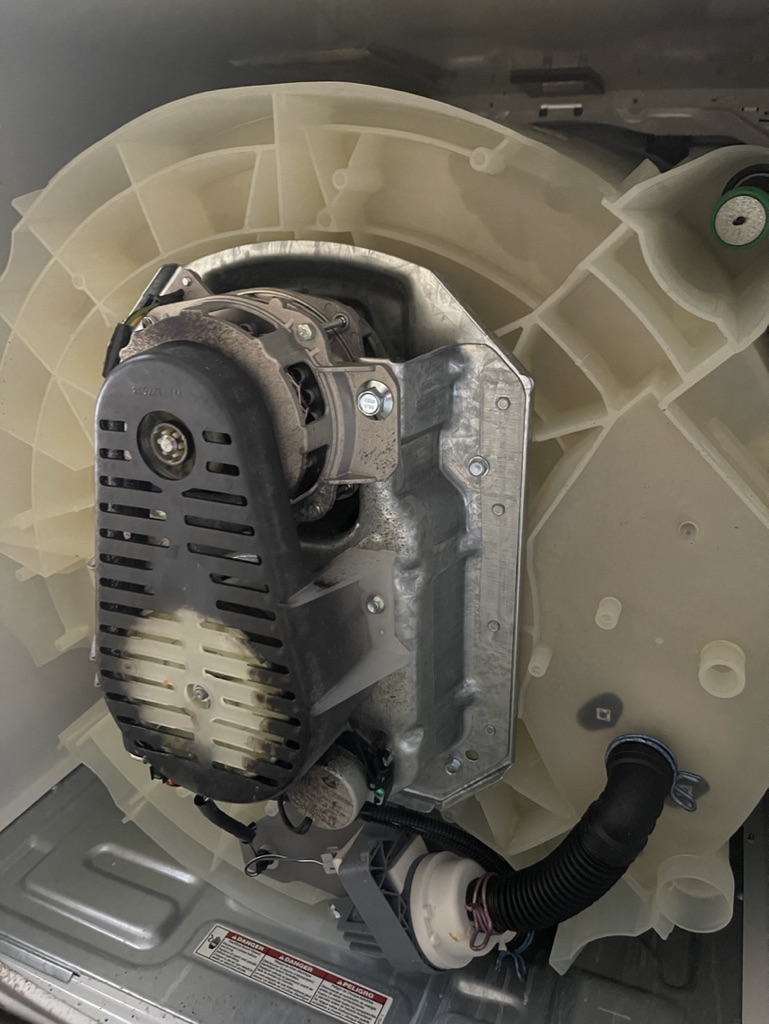 6366B9D2-FDBC-4DFC-AB99-119B0488695D_1_105_c